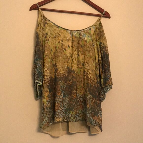 Bellatrix Silk Cold Shoulder Blouse - Size Medium - Picture 7 of 7